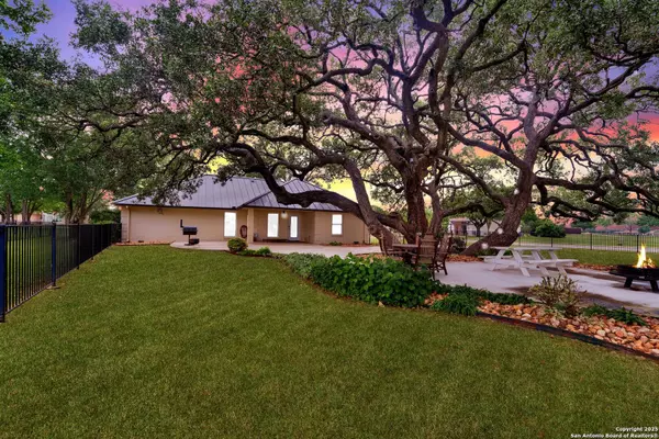 Castroville, TX 78009,105 Pr 4662