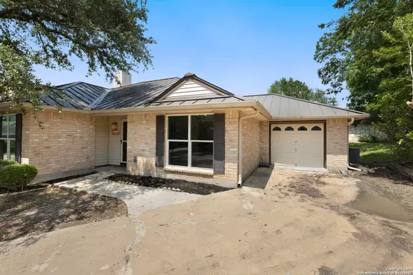 Schertz, TX 78108,3904 Pecan