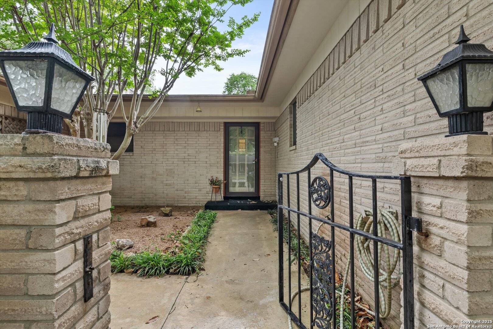 New Braunfels, TX 78130,616 Ridgecrest