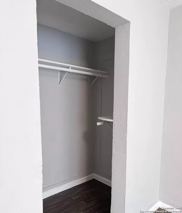 San Antonio, TX 78214,403 Terrell Ave UNIT 4