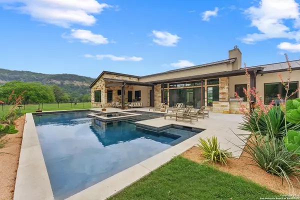 821 Bingham Lane, New Braunfels, TX 78132