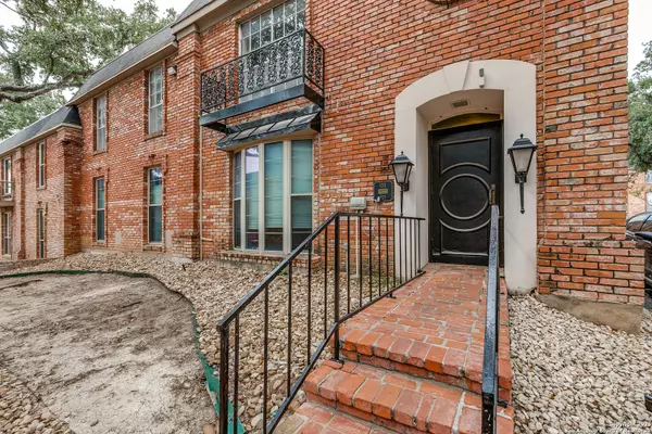 San Antonio, TX 78229,7500 Callaghan Rd. UNIT 172