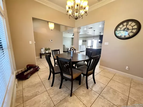 Crystal City, TX 78839,505 N 13th Ave