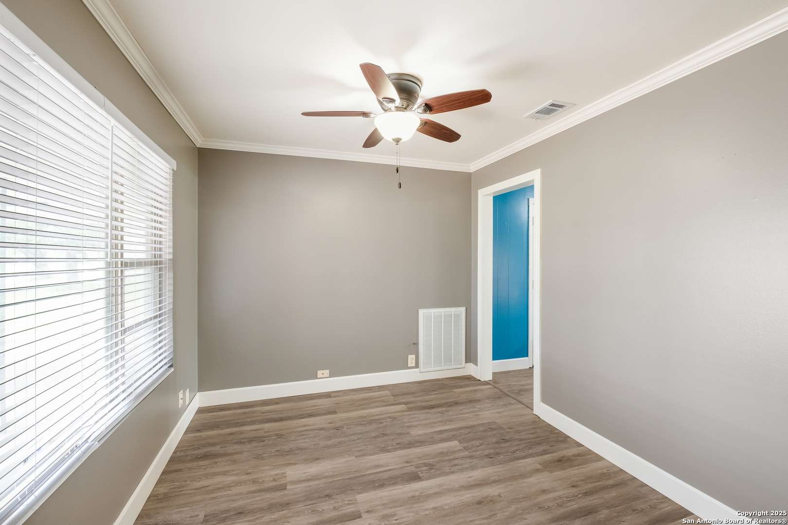 Devine, TX 78016,1400 windy knoll