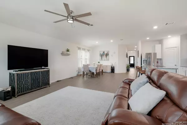 Bulverde, TX 78163,5904 Forenoon Dr
