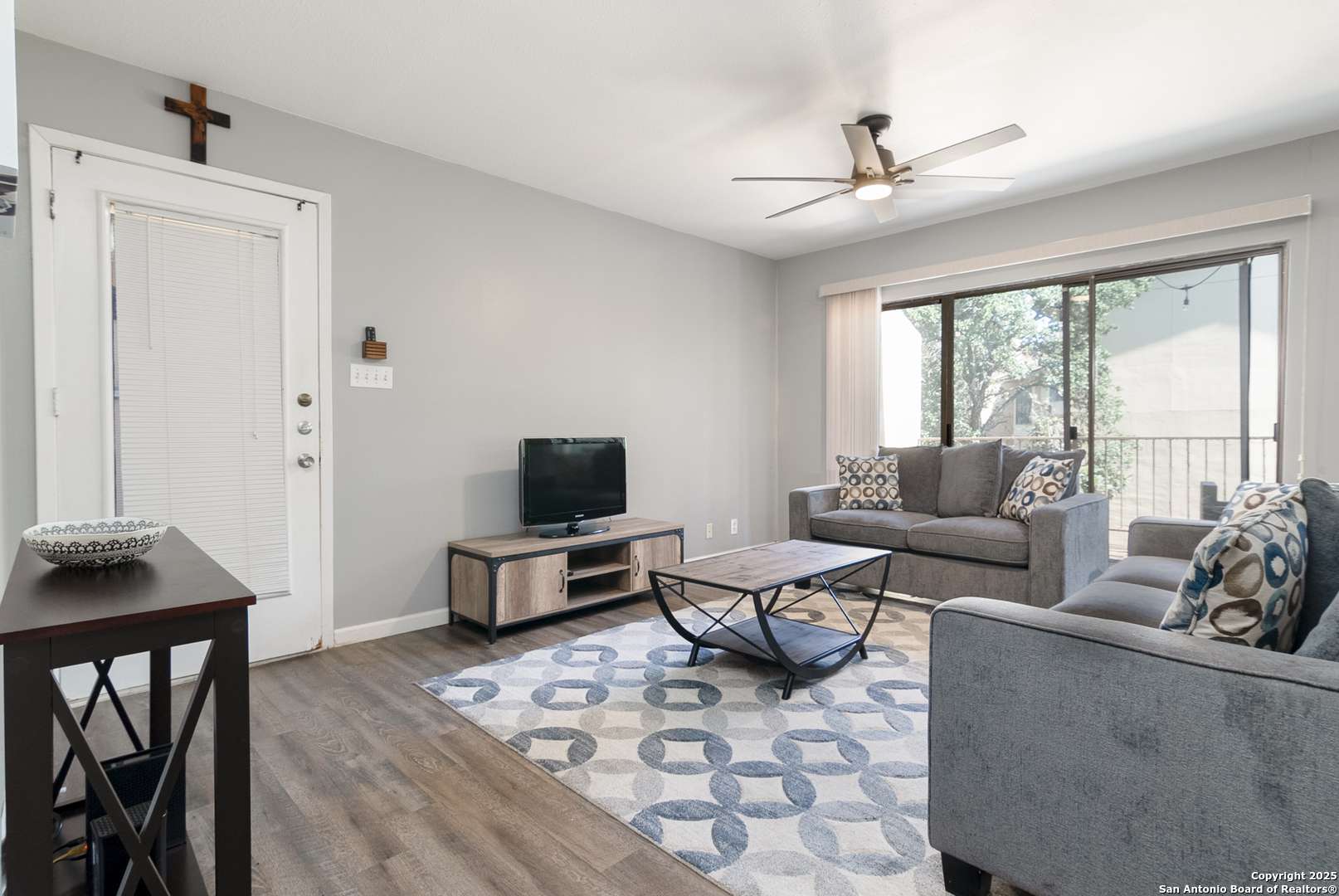 8642 Fredericksburg UNIT 309, San Antonio, TX 78240