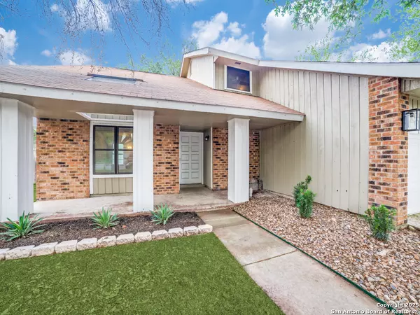 San Antonio, TX 78250,5123 Timber Trace