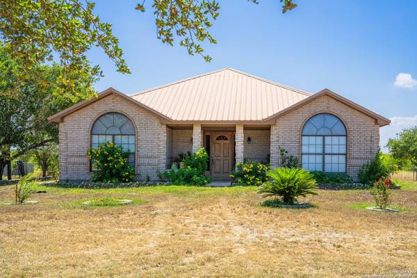 8579 CR 1839, Sinton, TX 78387