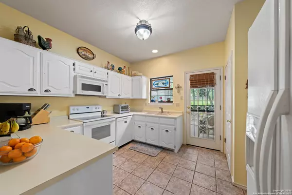 Kerrville, TX 78028,239 Old Oaks