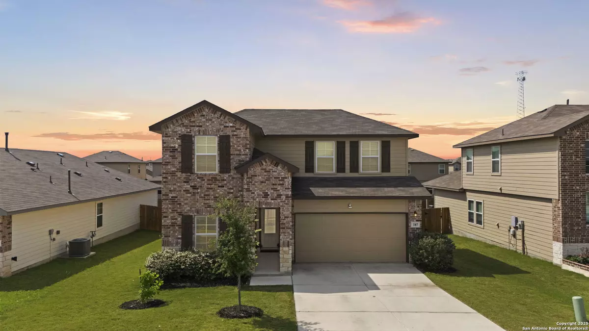 New Braunfels, TX 78130,387 Pebble Creek