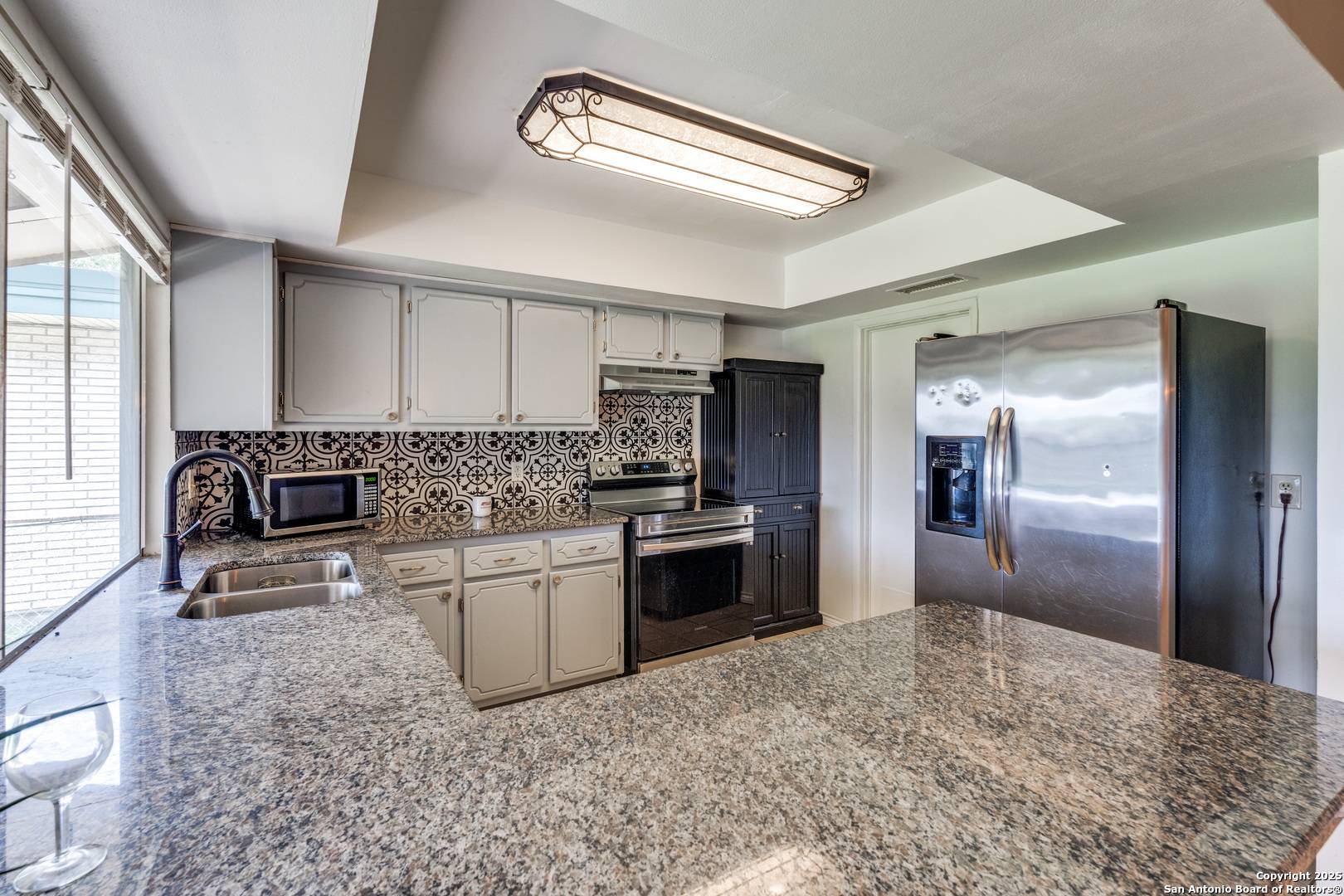 5554 Castle Knight, San Antonio, TX 78218