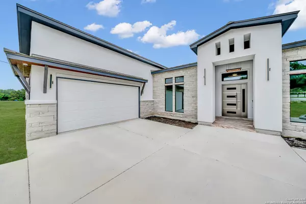 Spring Branch, TX 78070,6846 Spring Branch Road