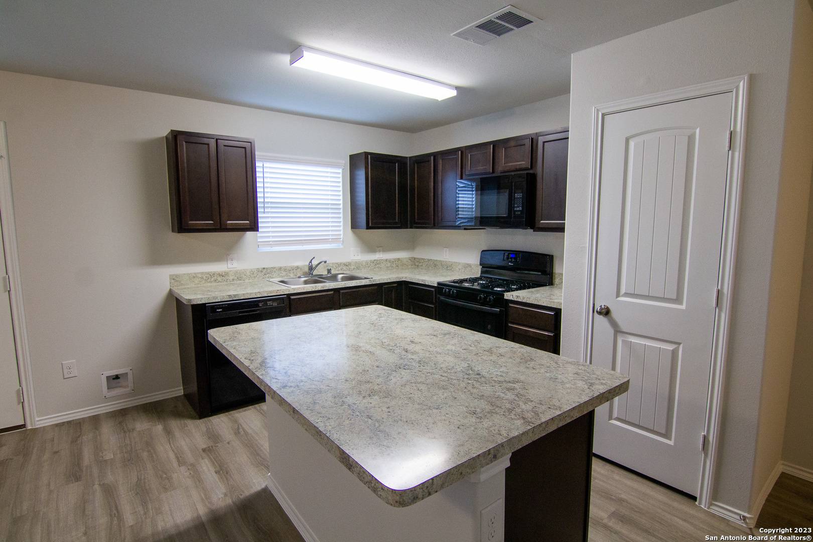 San Antonio, TX 78211,9306 Evening Shade Court