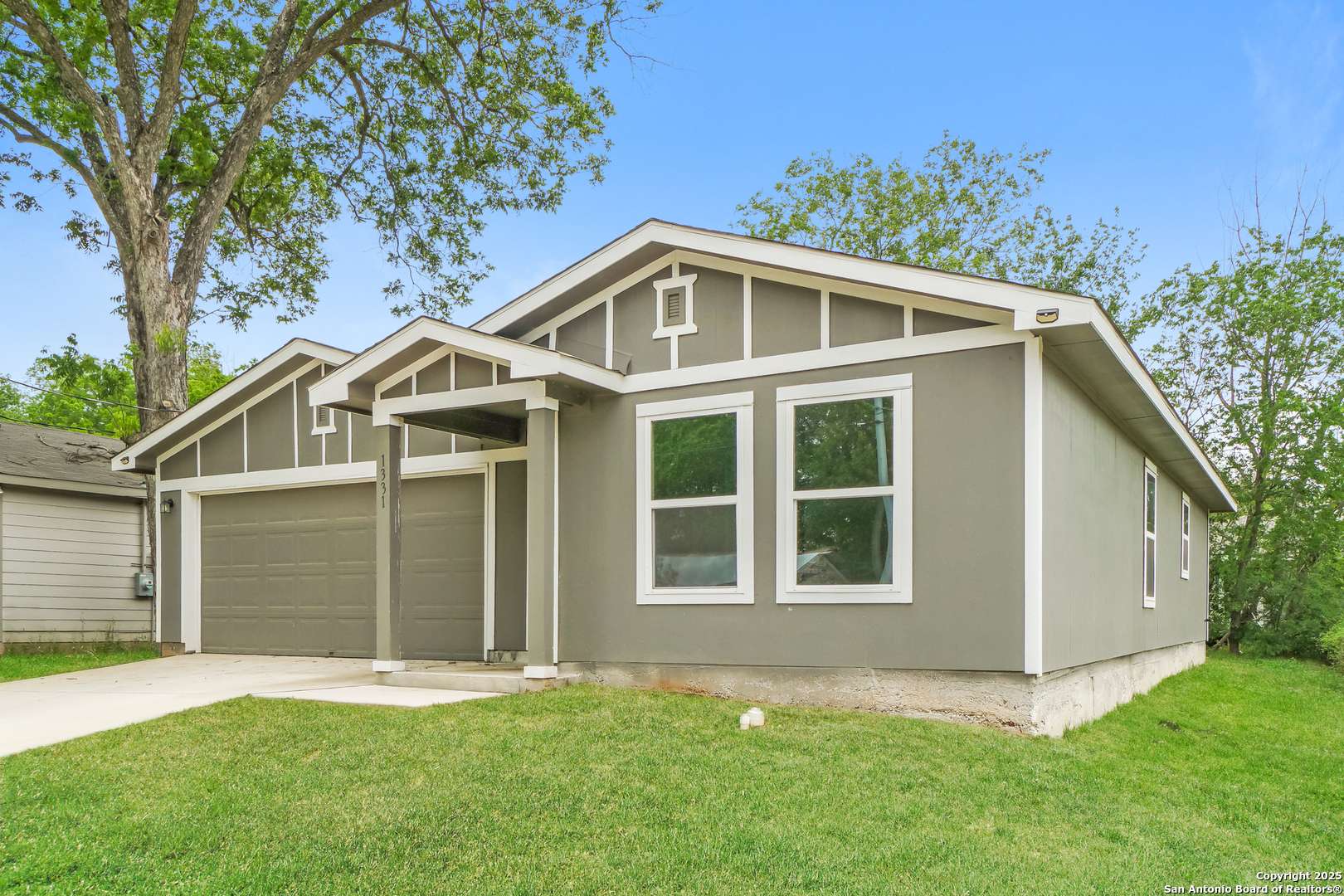Seguin, TX 78155,1331 Hidalgo