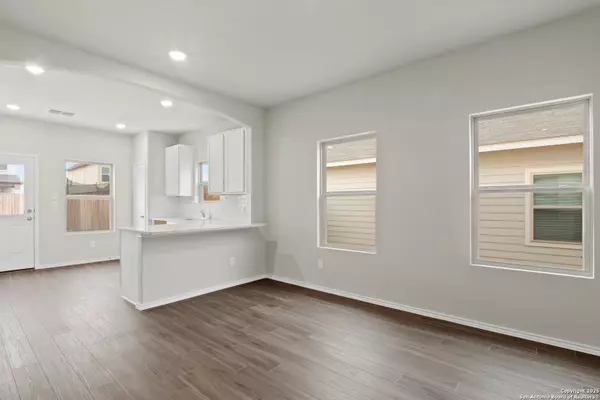 San Antonio, TX 78211,9410 Graze Land