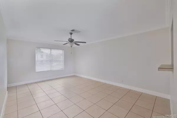 San Antonio, TX 78247,3807 Wetmore