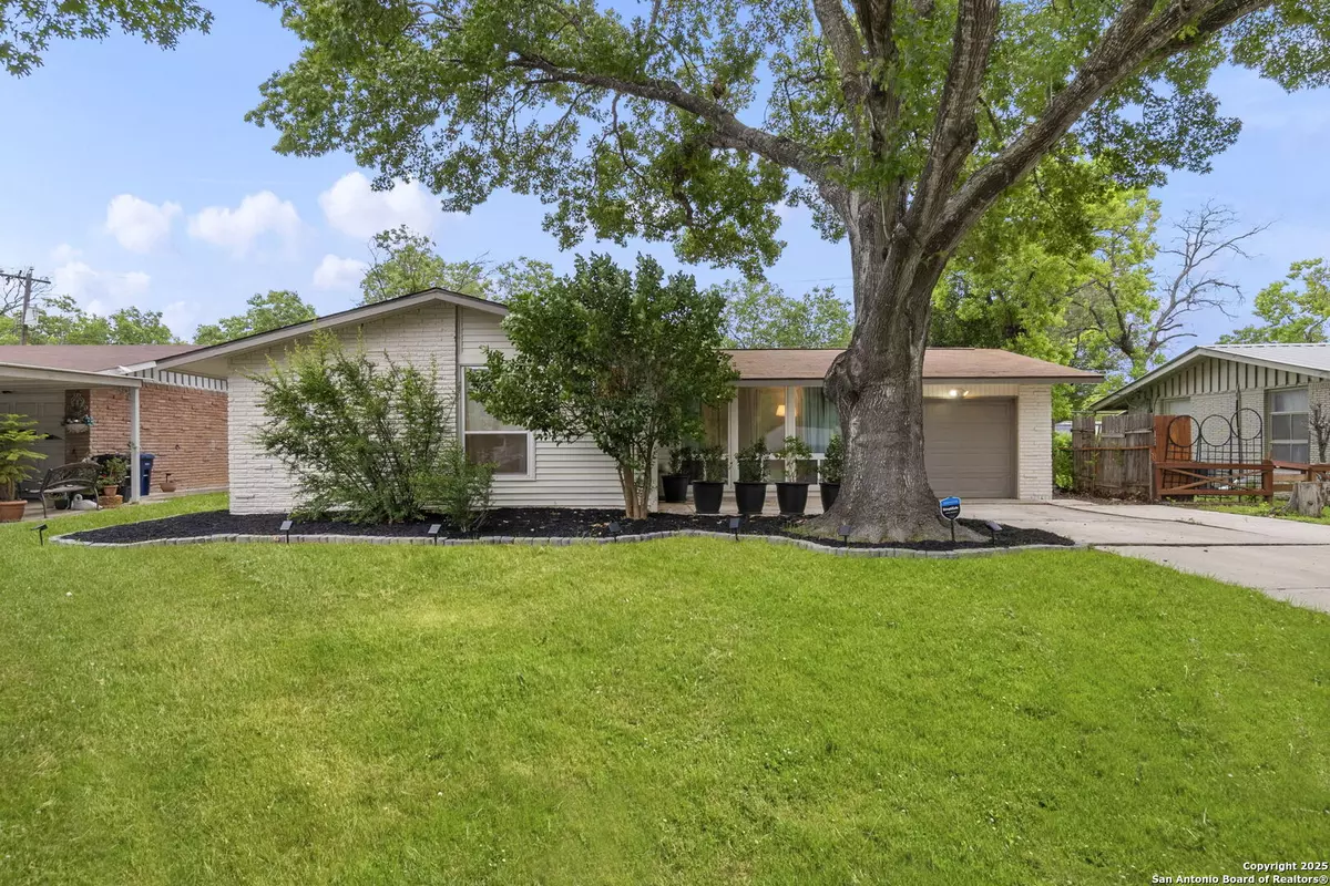 San Antonio, TX 78218,4434 Eisenhauer