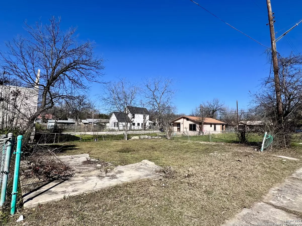San Antonio, TX 78208,615 Frank