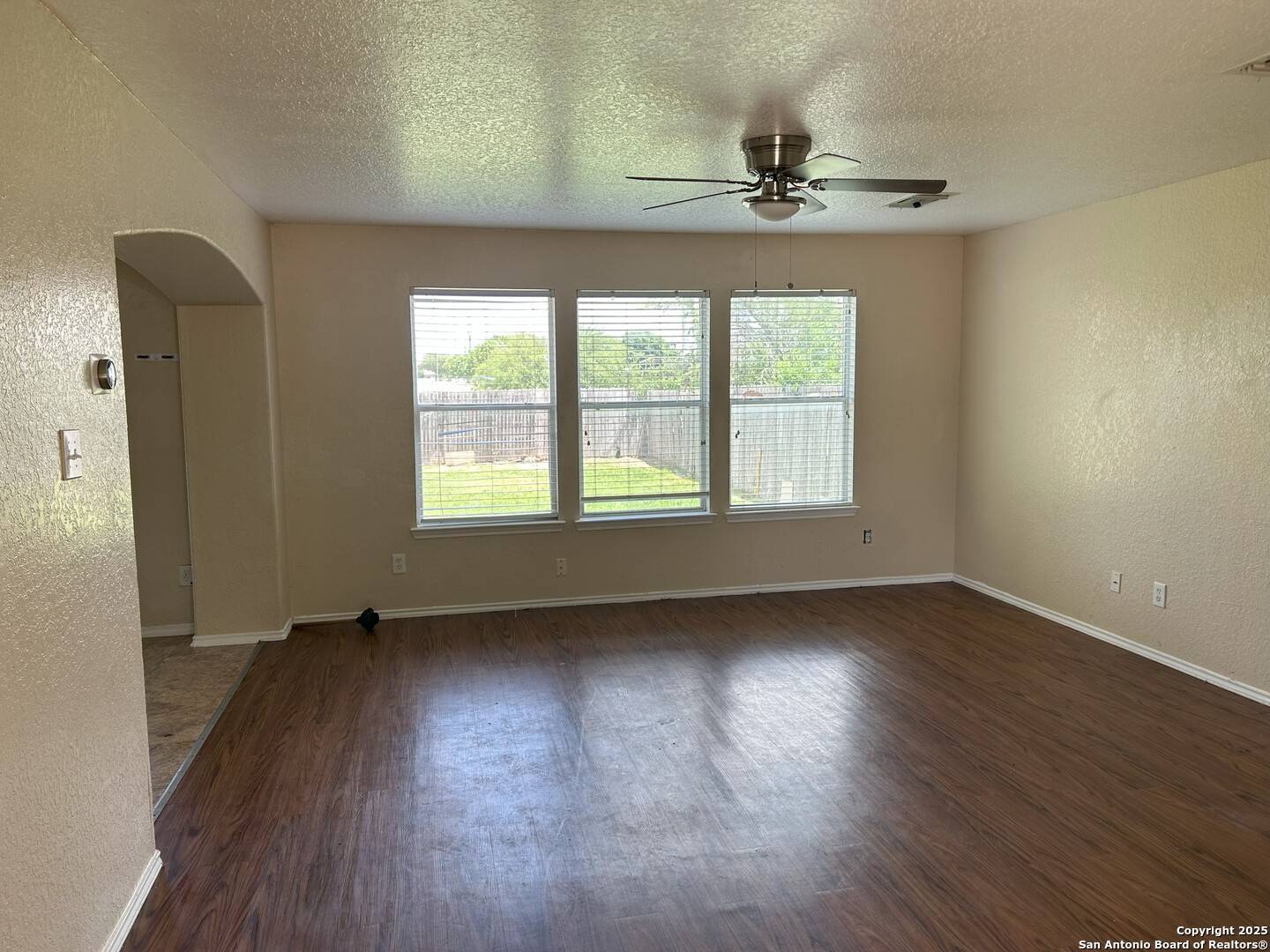 San Antonio, TX 78227,2126 Hollow Circle
