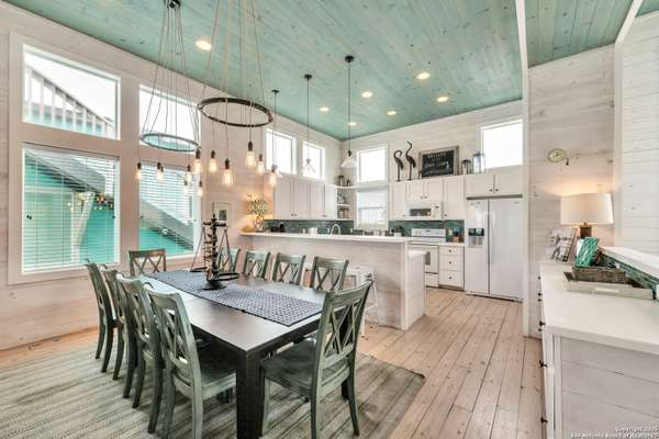 2525 11th St UNIT 49, Port Aransas, TX 78373