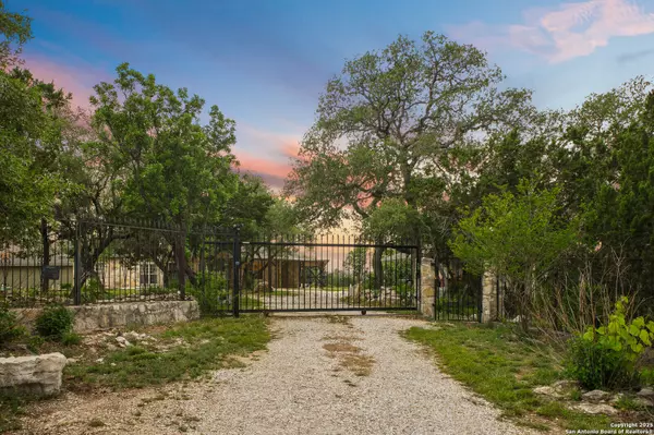 Rio Medina, TX 78066,766 County Road 2651