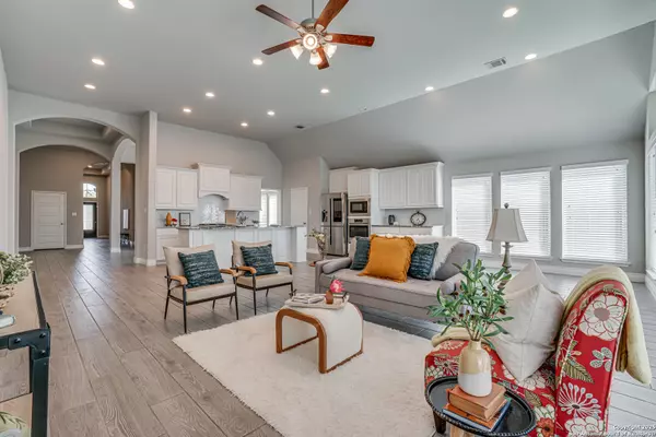 San Antonio, TX 78254-4663,8826 HAYSTACK RD