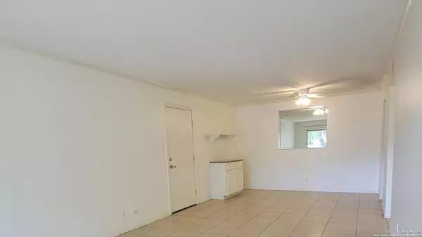 San Antonio, TX 78217,8702 Village Dr UNIT 204