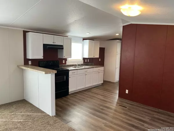 Poteet, TX 78065,1103 Ninth