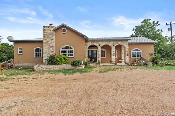 Spring Branch, TX 78070,3205 PUTER CREEK