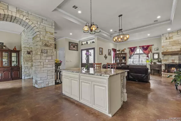 Spring Branch, TX 78070,3205 PUTER CREEK