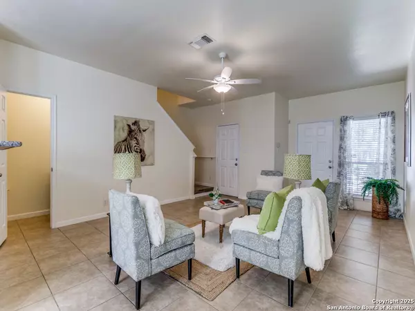 San Antonio, TX 78229-2085,4146 ST CHARLES BAY