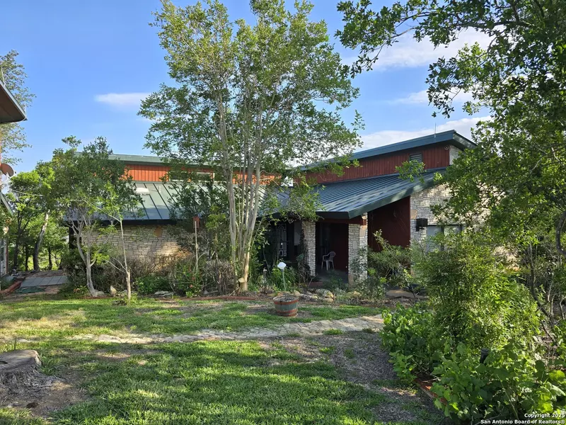 9840 Tower View, Helotes, TX 78023
