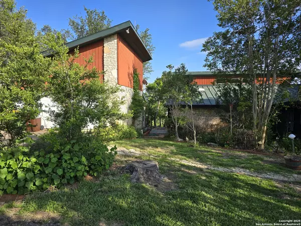Helotes, TX 78023,9840 Tower View