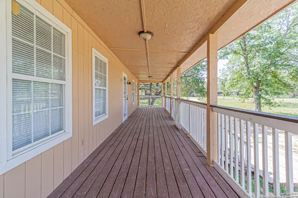 Poteet, TX 78065,180 Brandon Way