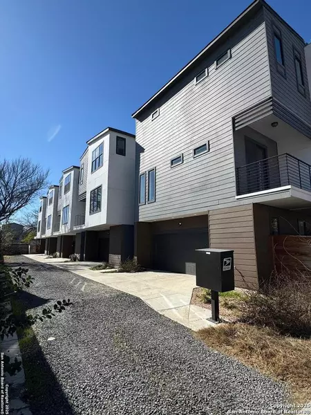 415 JACKSON ST UNIT 201, San Antonio, TX 78212-5528