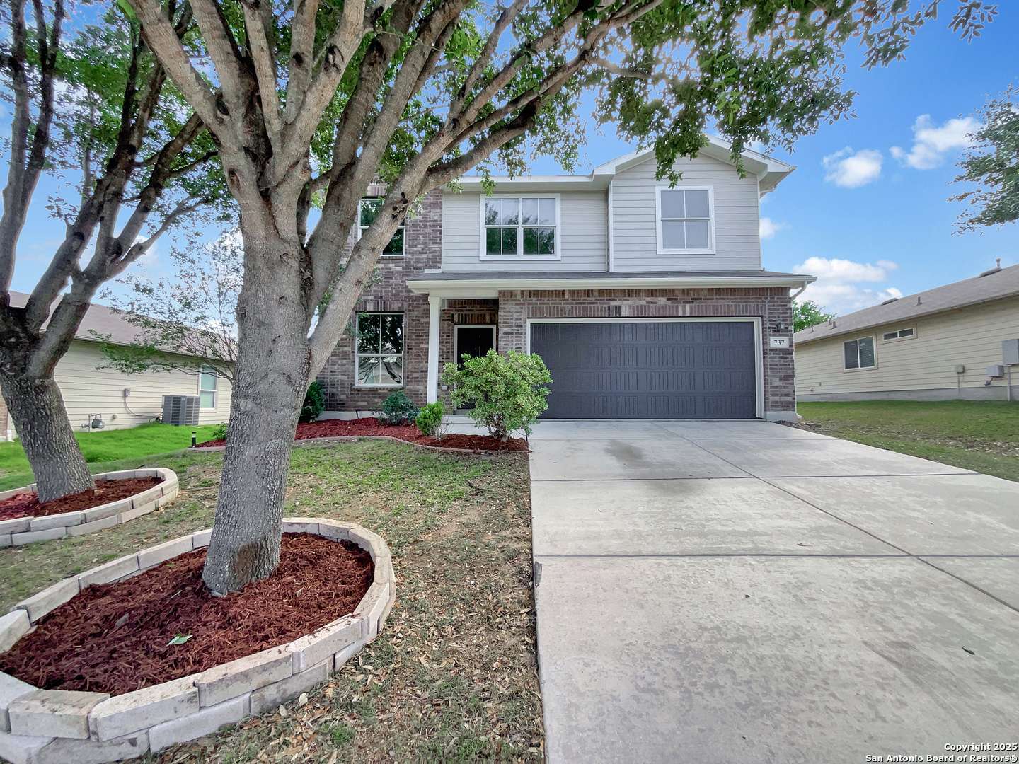 737 Hightrail, Schertz, TX 78108