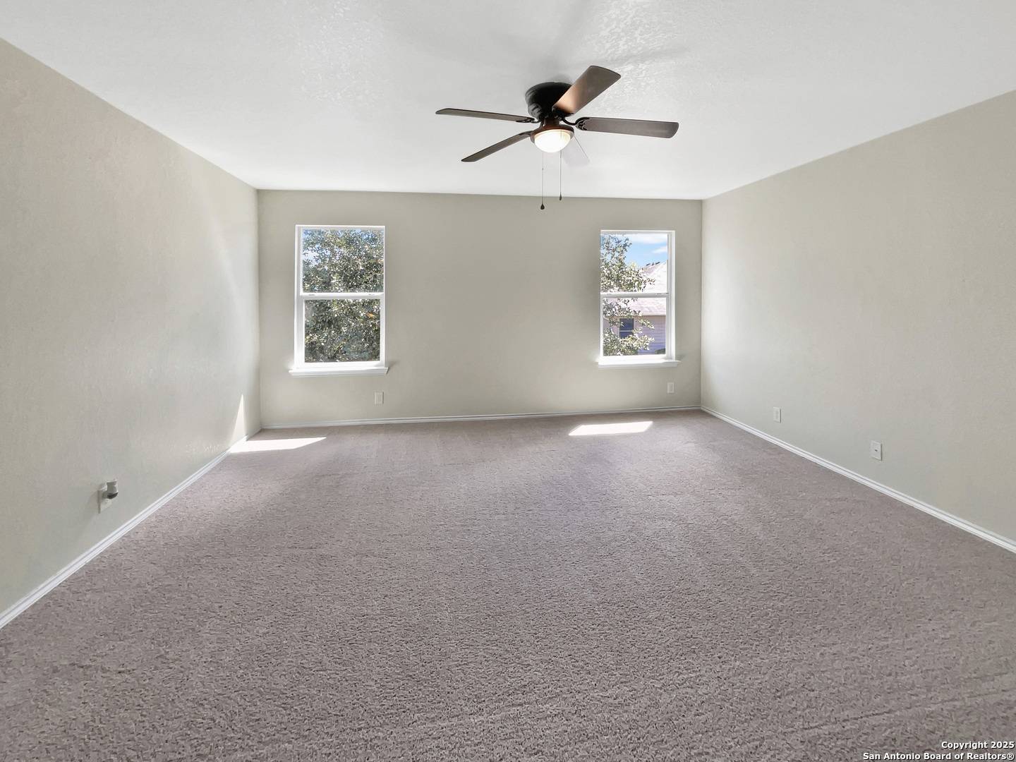 Schertz, TX 78108,737 Hightrail