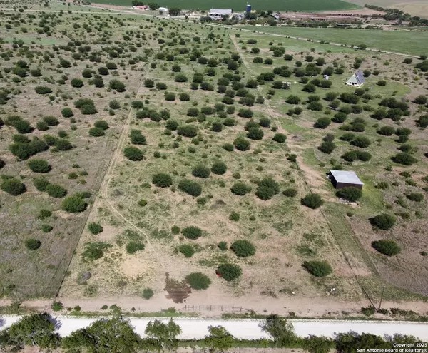 TRACT 9 County Road 305, Knippa, TX 78870