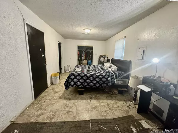 San Antonio, TX 78202,941 Potomac