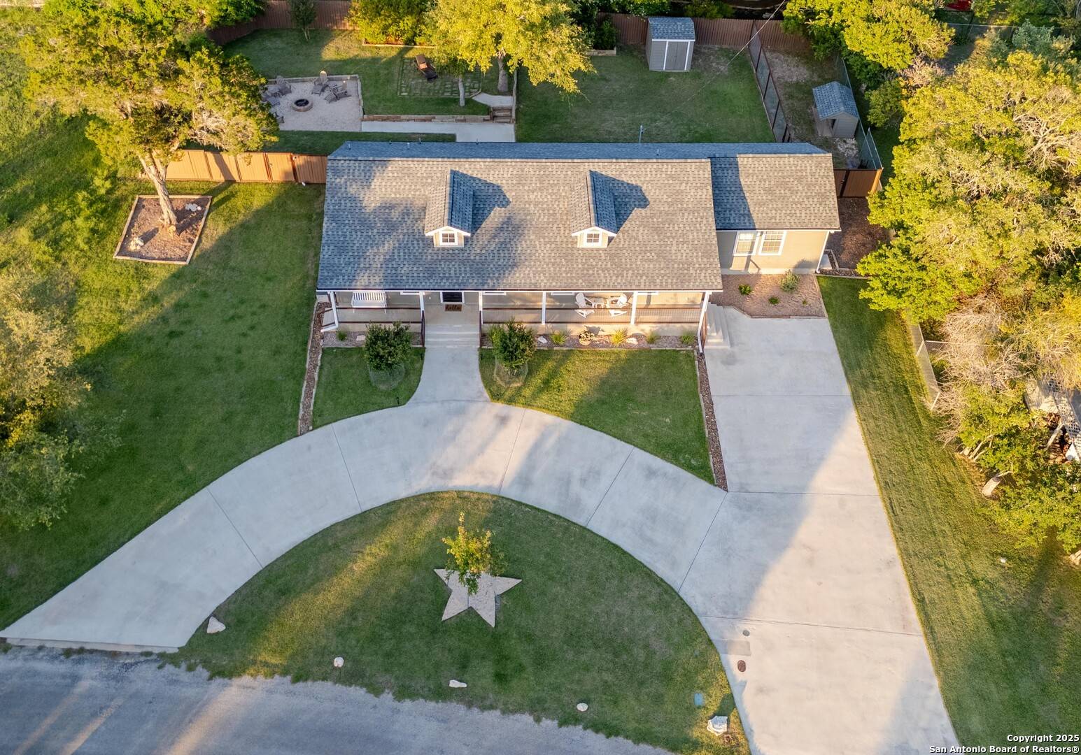 296 Cherokee Drive, Bandera, TX 78003