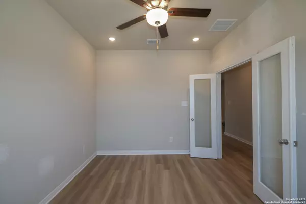 San Antonio, TX 78245,15447 Jake Crossing