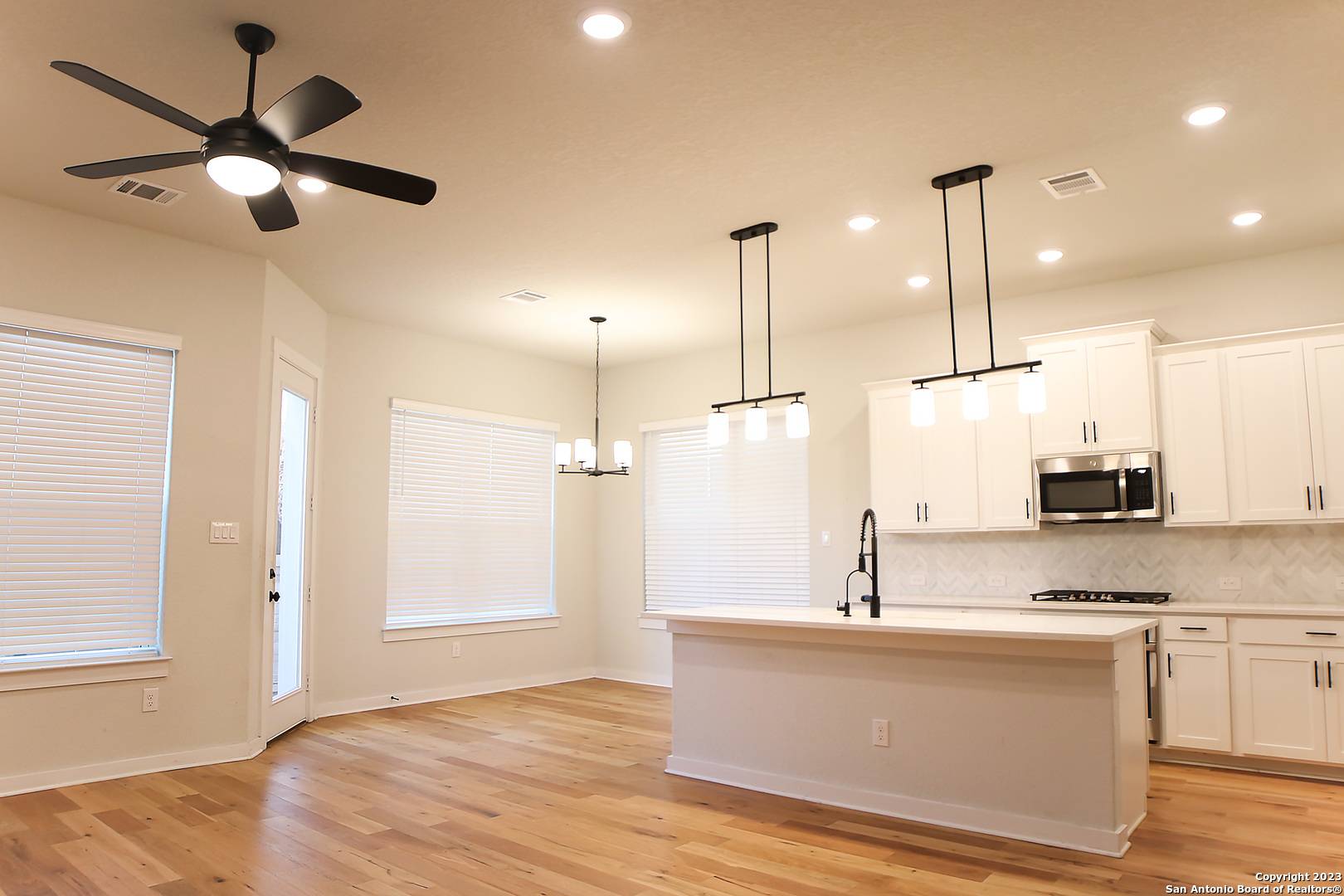 San Antonio, TX 78240,5843 Whitby Rd UNIT 4