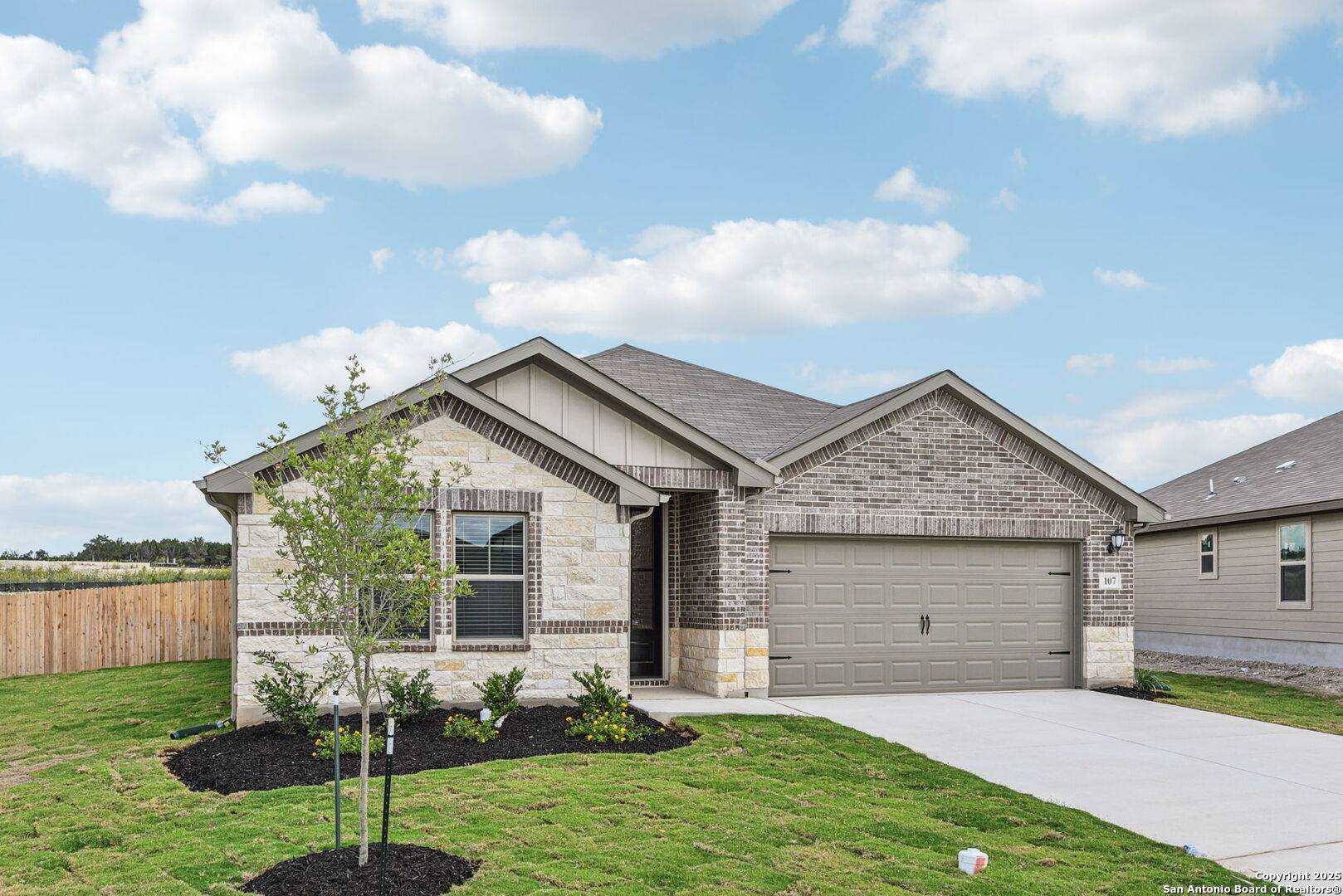 Cibolo, TX 78108,107 Shelton Pass