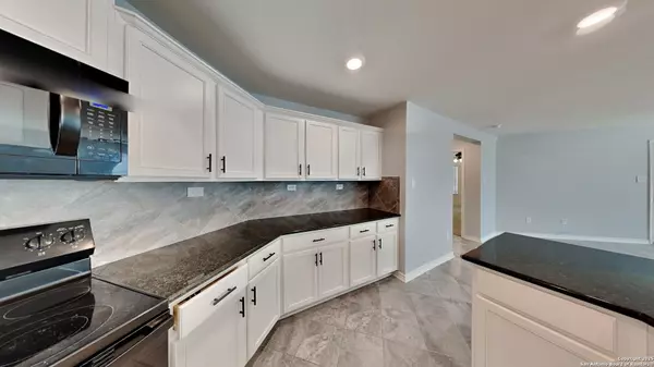 San Antonio, TX 78253,7918 Hanging Branch