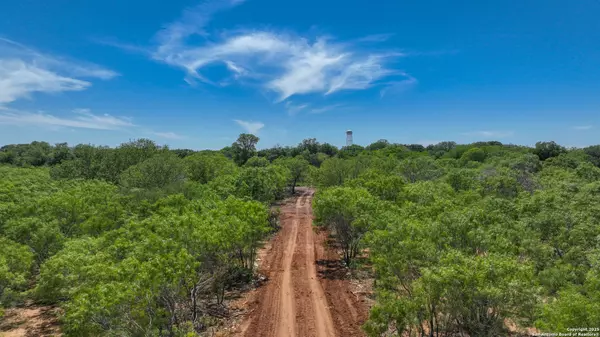 Atascosa, TX 78002,13704 Ladd Rd