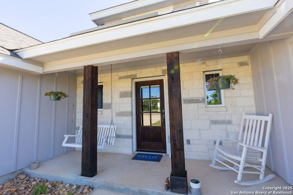 Bandera, TX 78003,277 brown saddle