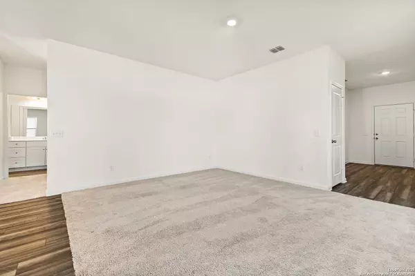 San Antonio, TX 78252,7714 Fern Crossing