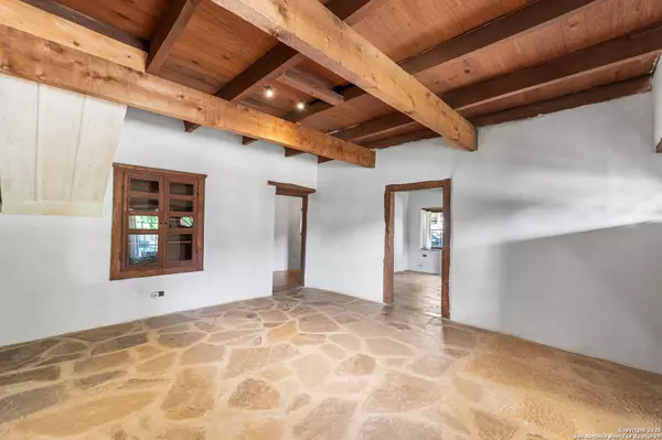 Castroville, TX 78009,1213 Isabella