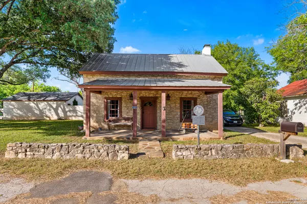 Castroville, TX 78009,1213 Isabella