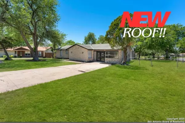 122 Zeuty, San Antonio, TX 78227